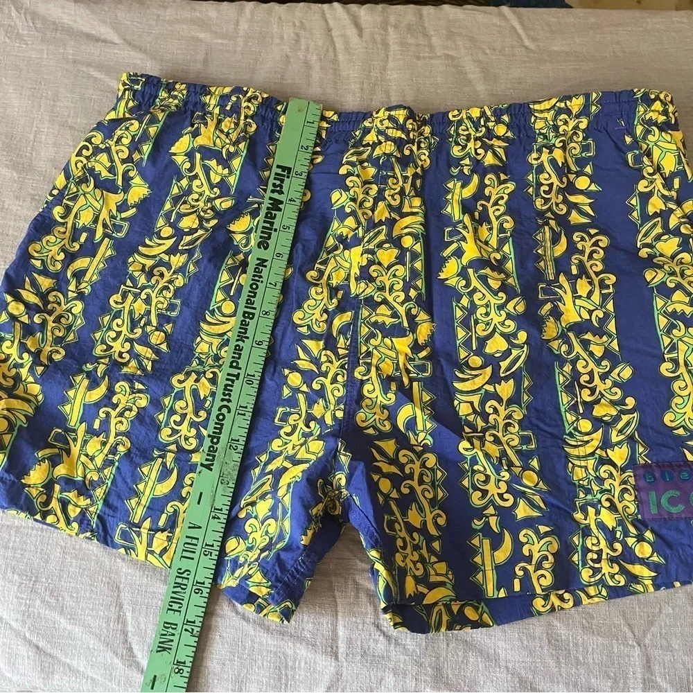 Vintage make splash